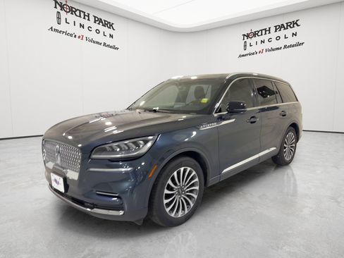 Used 2023 Lincoln Aviator Reserve w/ Elements Package Plus RWD image 1