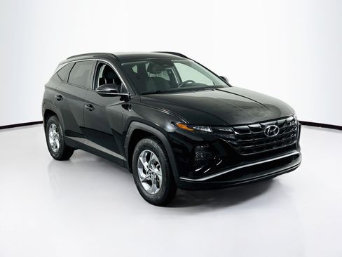 Used 2023 Hyundai Tucson SEL AWD/4WD image 3