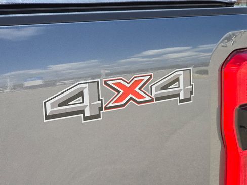 Used 2023 Ford F250 Lariat w/ Chrome Package AWD/4WD image 15