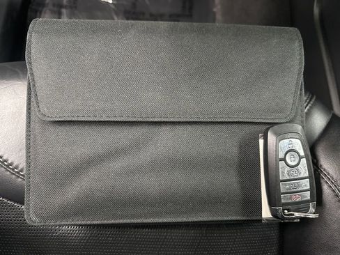 Used 2022 Ford Explorer Platinum w/ Equipment Group 601A image 44