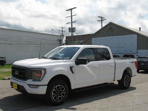 Used 2022 Ford F150 XLT w/ Equipment Group 302A High AWD/4WD image 3