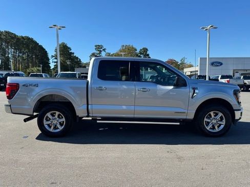 Used 2024 Ford F150 XLT w/ Mobile Office Package image 6