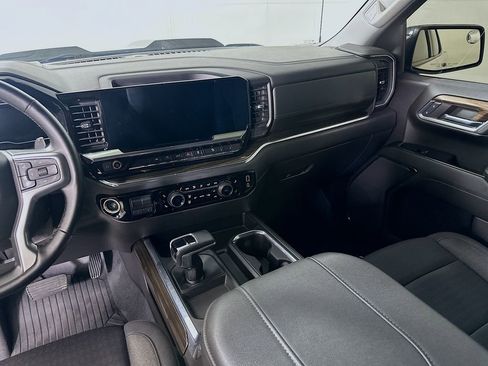 Used 2024 Chevrolet Silverado 1500 LT Trail Boss w/ Protection Package image 19