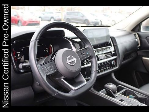 Certified 2023 Nissan Pathfinder Platinum AWD/4WD image 18