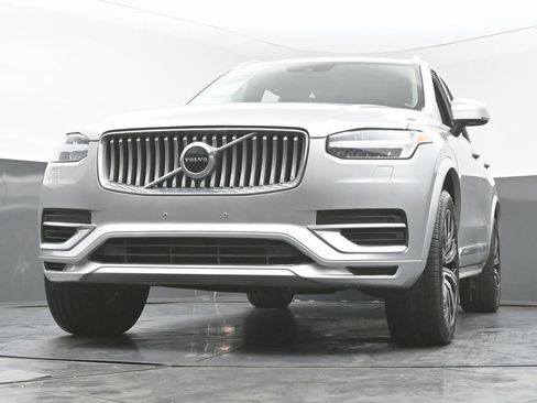Used 2022 Volvo XC90 T8 Inscription image 53