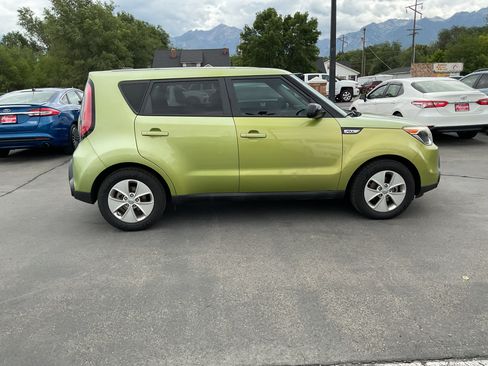 Used 2015 Kia Soul FWD image 5