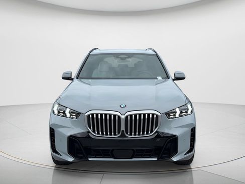 New 2026 BMW X5 xDrive40i w/ M Sport Package AWD/4WD image 2