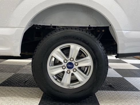 Used 2019 Ford F150 XLT image 14