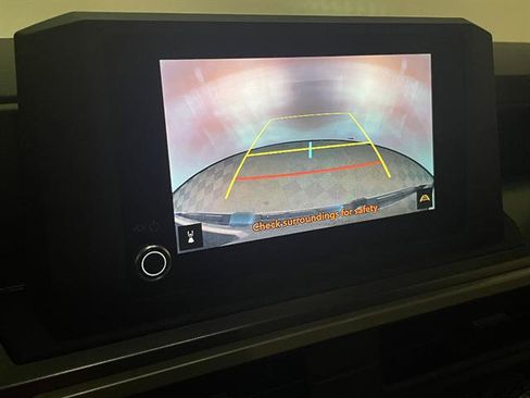 Certified 2025 Toyota Tacoma SR5 image 16