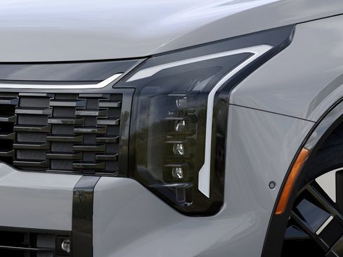 New 2026 Kia Sportage SX image 10