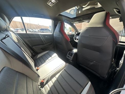 Used 2022 Volkswagen GTI SE w/ SE Leather Package image 39