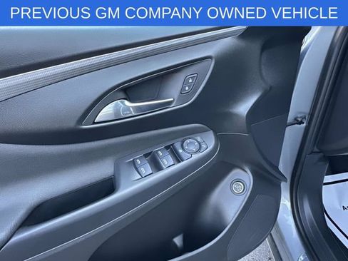 Used 2025 Buick Envista Avenir FWD image 16
