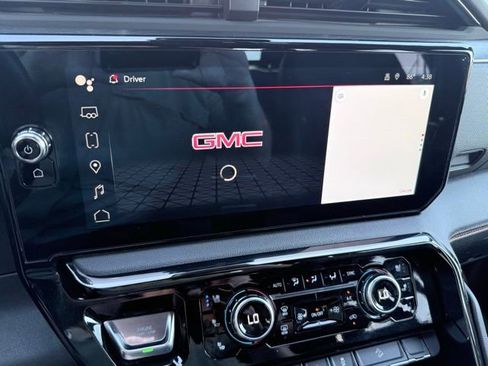 Used 2024 GMC Sierra 2500 AT4 w/ AT4 Premium Plus Package image 29