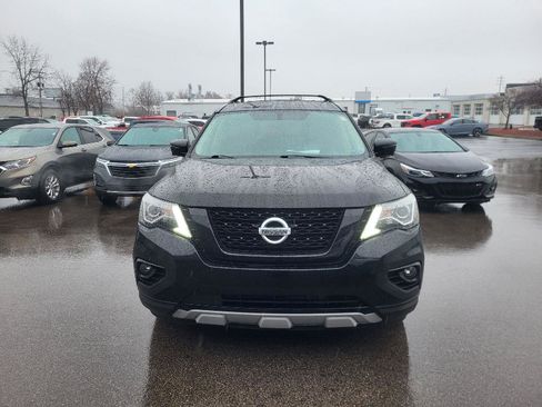 Used 2020 Nissan Pathfinder SL image 8