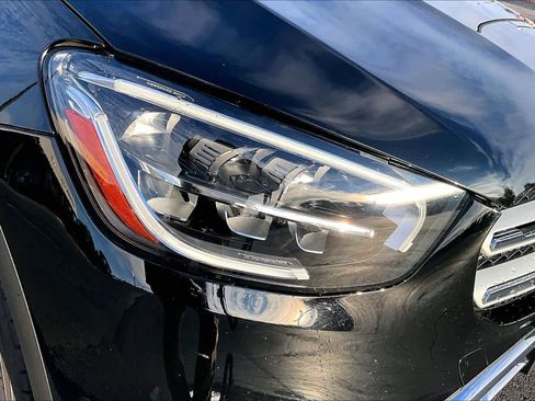 Certified 2022 Mercedes-Benz GLC 300 image 27