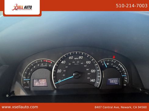 Used 2013 Toyota Camry LE FWD image 13