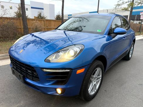 Used 2018 Porsche Macan image 2