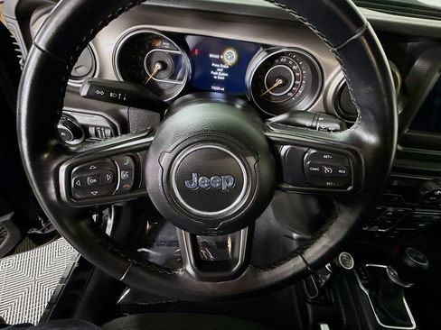 Used 2021 Jeep Wrangler Unlimited Sport image 19