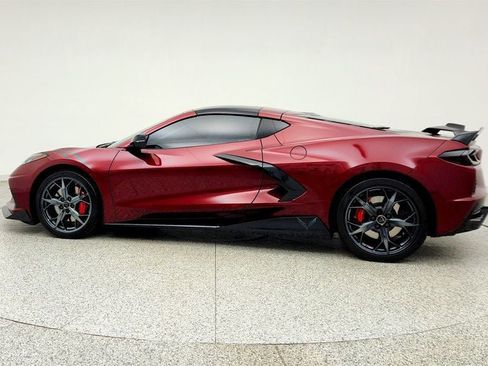 Used 2020 Chevrolet Corvette Stingray Preferred Cpe w/ 2LT Preferred Equipment Group RWD image 8