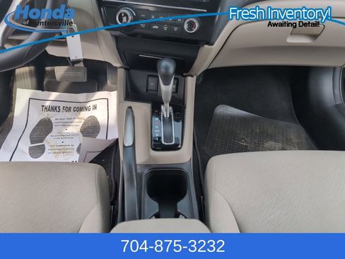 Used 2013 Honda Civic LX image 18