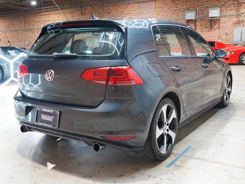 Used 2017 Volkswagen GTI S FWD image 11