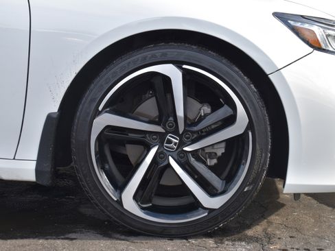 Certified 2022 Honda Accord Sport image 32