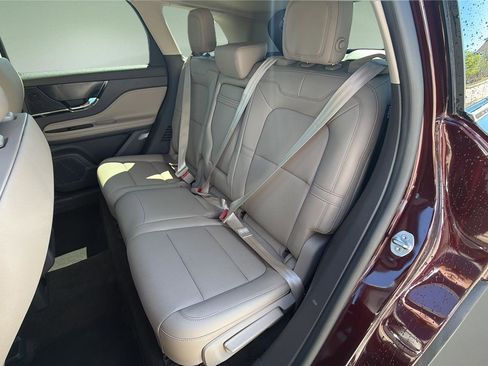 Used 2020 Lincoln Corsair FWD w/ Premium Package image 14