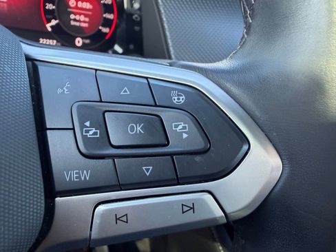 Used 2025 Volkswagen Atlas Cross Sport SEL Premium R-Line AWD/4WD image 47