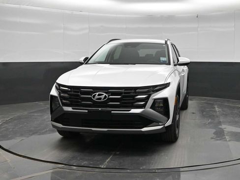 New 2026 Hyundai Tucson SEL w/ Tow & Go Package AWD/4WD image 3