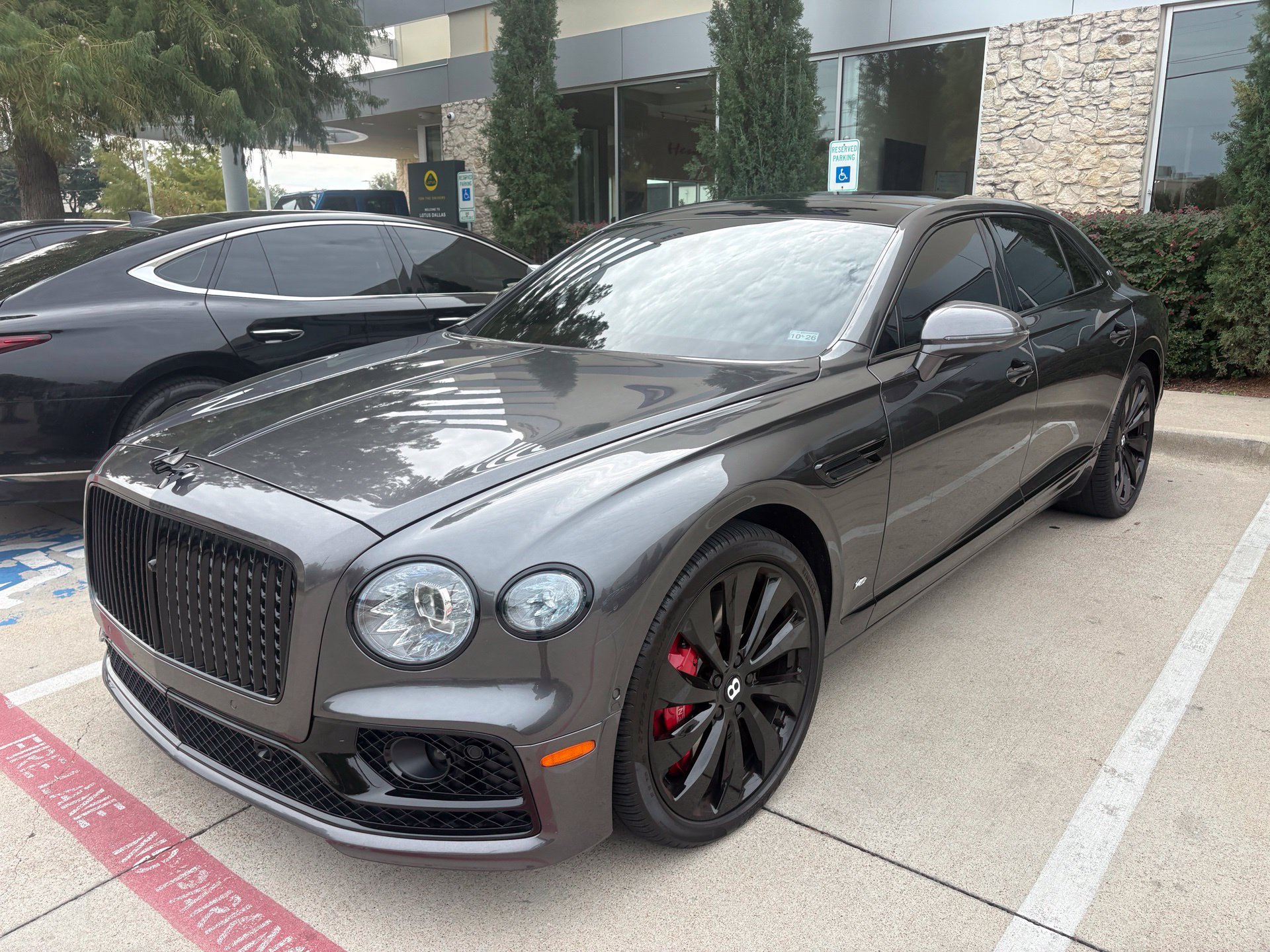 Used 2021 Bentley Flying Spur V8 AWD/4WD image 1