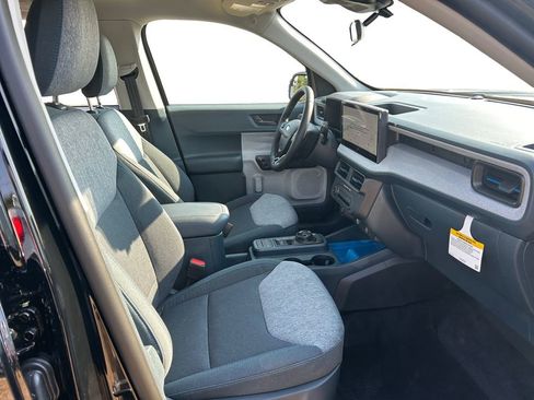 New 2025 Ford Maverick XLT w/ XLT Luxury Package image 18