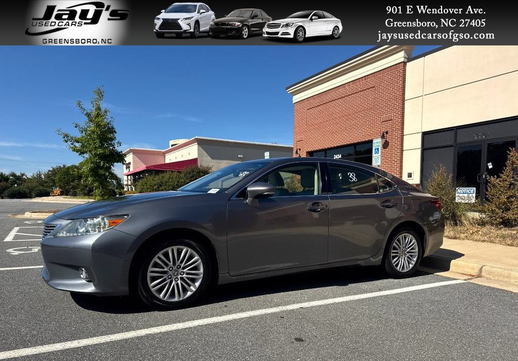 Used 2013 Lexus ES 350 w/ Luxury Pkg FWD image 1