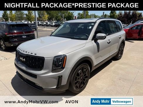 Used 2022 Kia Telluride SX w/ SX Prestige Package AWD/4WD image 3