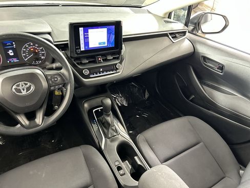Used 2024 Toyota Corolla LE image 23