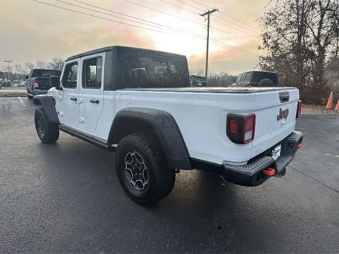 Used 2023 Jeep Gladiator Mojave w/ Cold Weather Group image 9