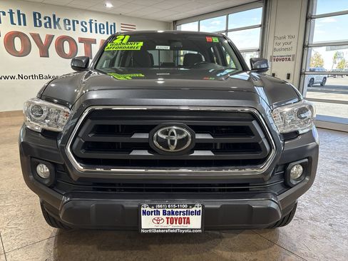 Certified 2021 Toyota Tacoma SR5 RWD image 5