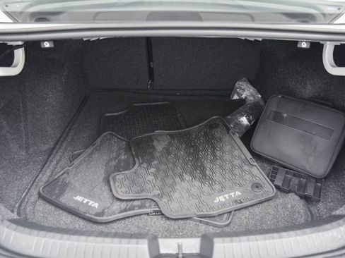 Used 2021 Volkswagen Jetta SEL image 15