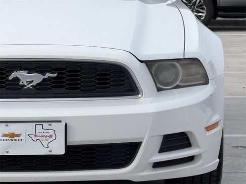 Used 2014 Ford Mustang Coupe image 8