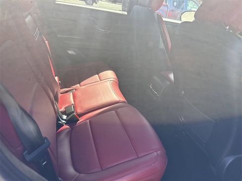 Used 2025 Lincoln Corsair Grand Touring w/ Equipment Group 301A image 16