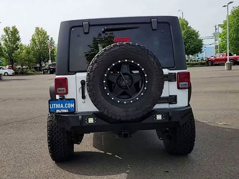 Used 2014 Jeep Wrangler Unlimited Sport w/ Quick Order Package 24S AWD/4WD image 7