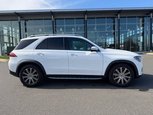 Certified 2024 Mercedes-Benz GLE 450 4MATIC image 8