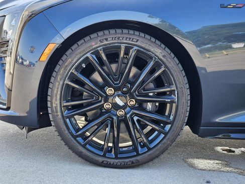 New 2026 Cadillac CT5 V w/ LPO, ONYX Package RWD image 7