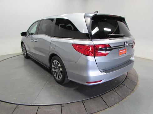 Used 2024 Honda Odyssey EX-L image 5
