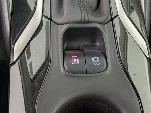 Used 2022 Toyota Corolla LE FWD image 22