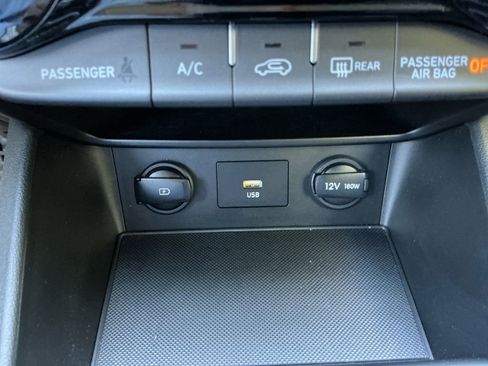 Used 2022 Hyundai Kona SEL AWD/4WD image 27