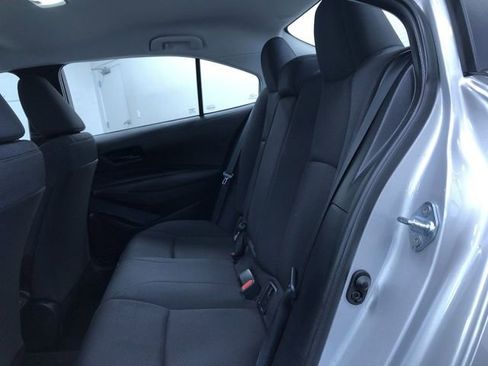 Used 2025 Toyota Corolla LE image 20