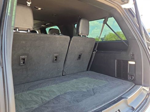 Used 2019 Lincoln Navigator L Reserve AWD/4WD image 23