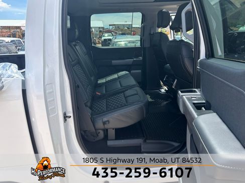 New 2025 Ford F250 Lariat w/ Lariat Ultimate Package image 42
