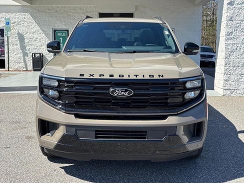 New 2026 Ford Expedition Max Platinum w/ Stealth Appearance Package image 22