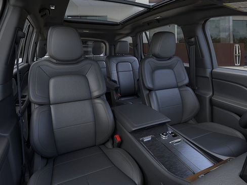 New 2026 Lincoln Aviator Reserve w/ Luxury Package AWD/4WD image 10